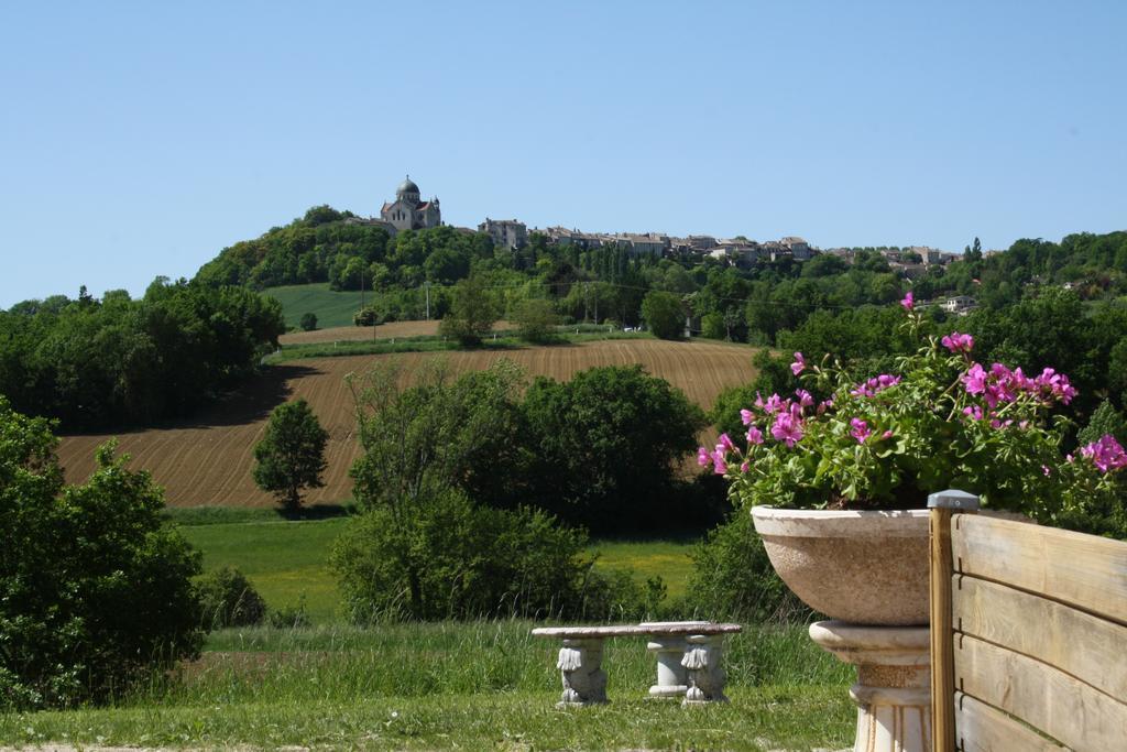 La Perle Du Lot Bed and Breakfast Castelnau-Montratier Exterior foto